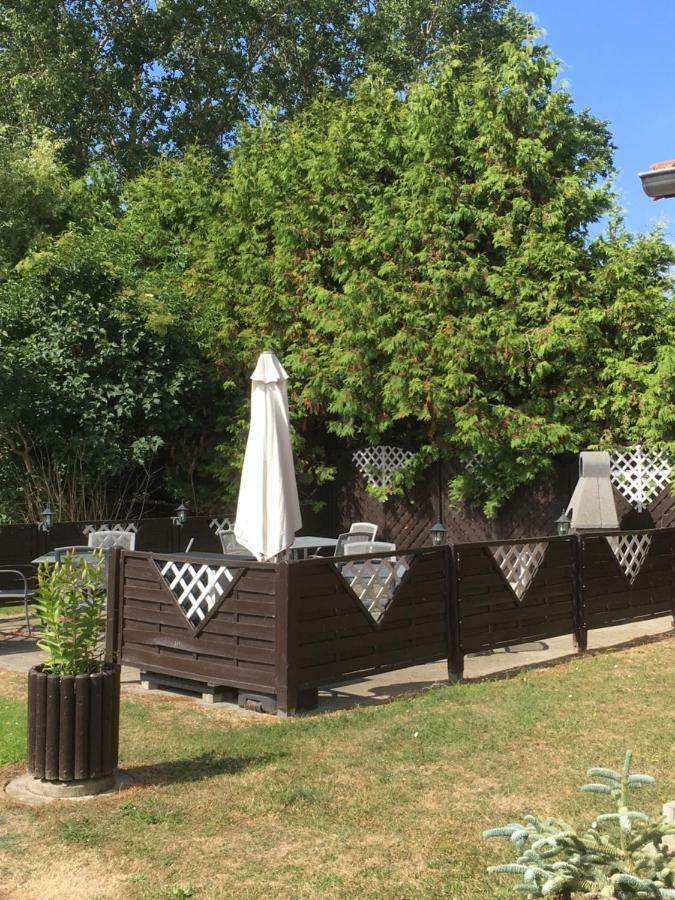 Ferienhaus Burwitz Auf Ruegen Алтенкирхен Екстериор снимка