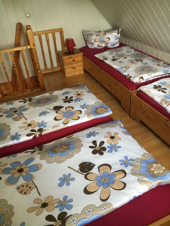 Ferienhaus Burwitz Auf Ruegen Алтенкирхен Екстериор снимка