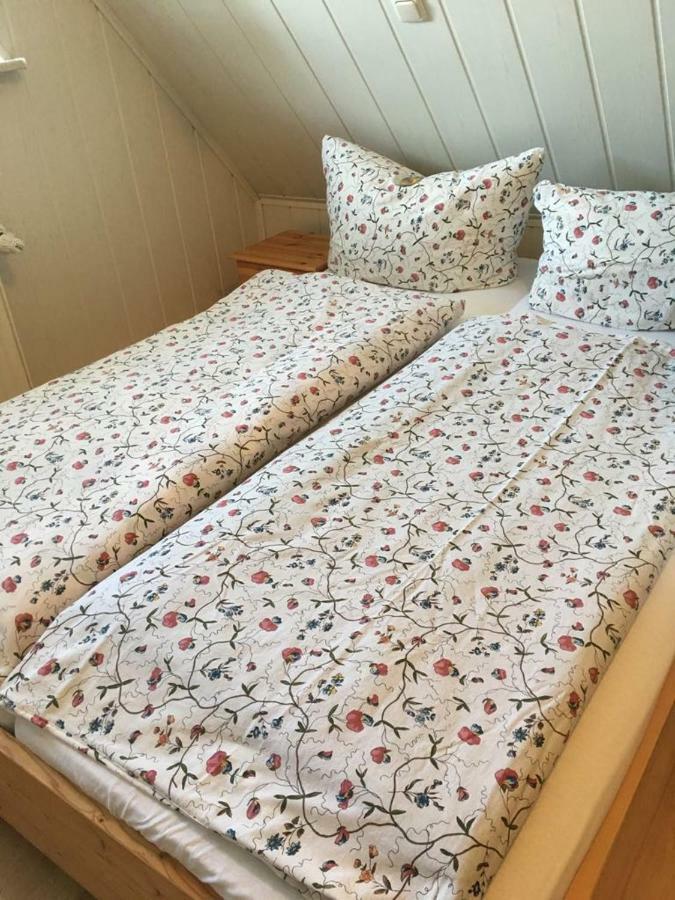 Ferienhaus Burwitz Auf Ruegen Алтенкирхен Екстериор снимка